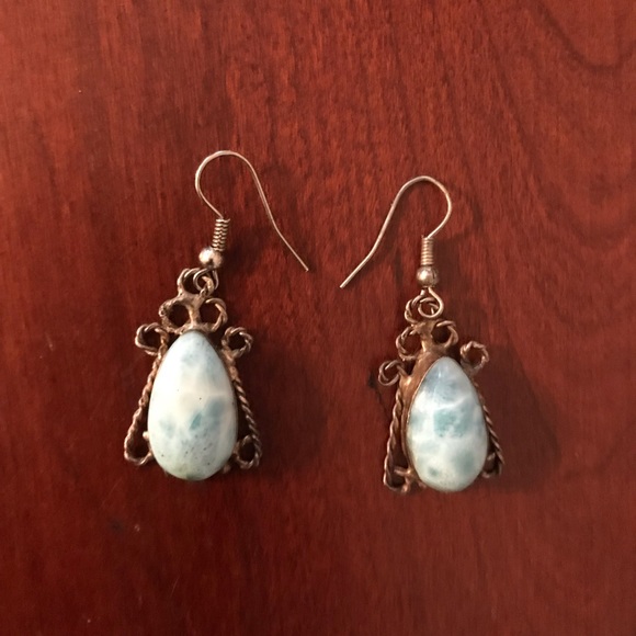 Earring - Picture 3 of 4